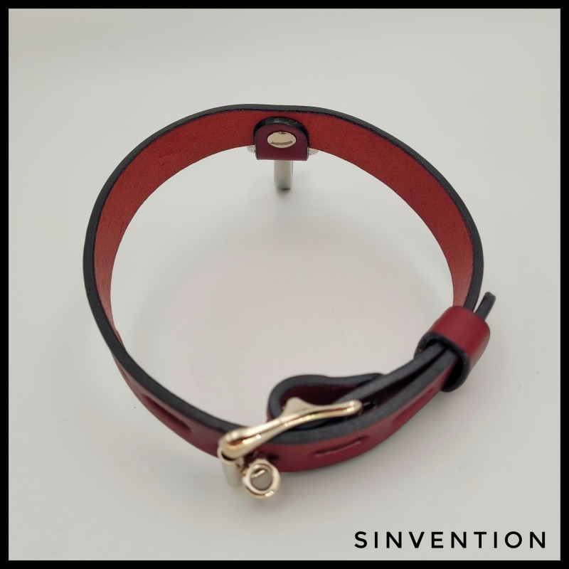 Teardrop Collar in OxBlood