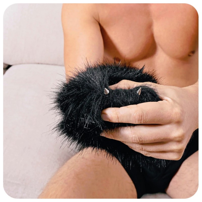 Spiked Sensory Mitt